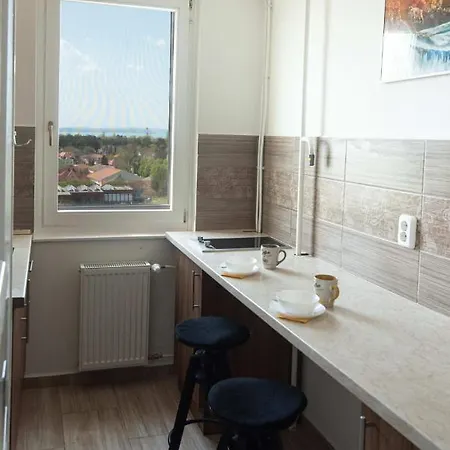 Napfényes, Panorámás Apartman, Belvárosában Appartamento