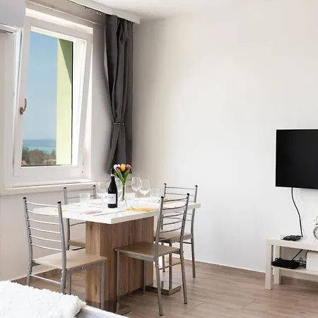 Napfényes, Panorámás Apartman, Belvárosában *